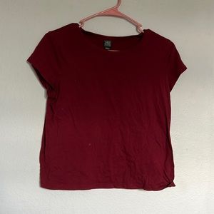 Wilde Fable Cropped Tee